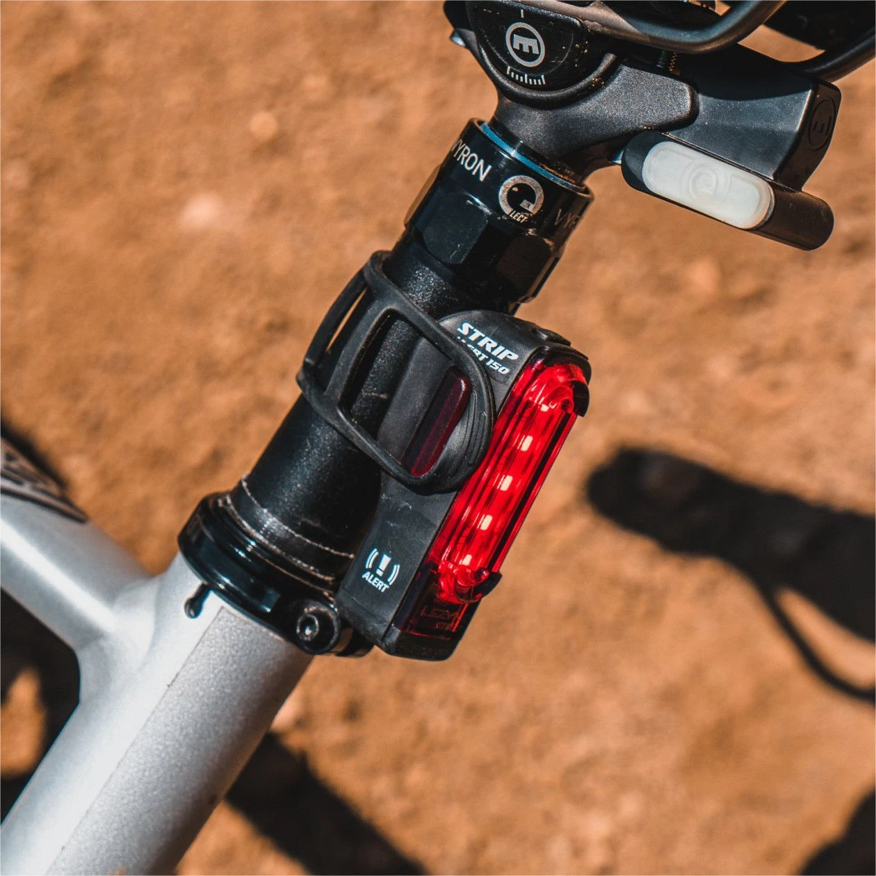 Lezyne Strip Alert Drive Rear Light Black 3 Lezyne Strip Alert Drive Rear Light Black - Image 3