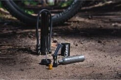 Lezyne CNC Tubeless Drive Hand Pump (Max 30 Psi / 2 Bar) Black -Lezyne 18395455fc644a227a706.93782523