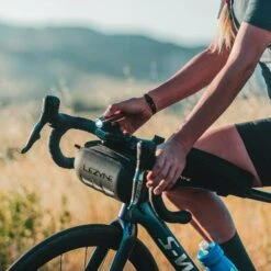 Lezyne Hard Bar Caddy Handlebar Bag - Black -Lezyne lezyne har bar caddy black 03 1190070